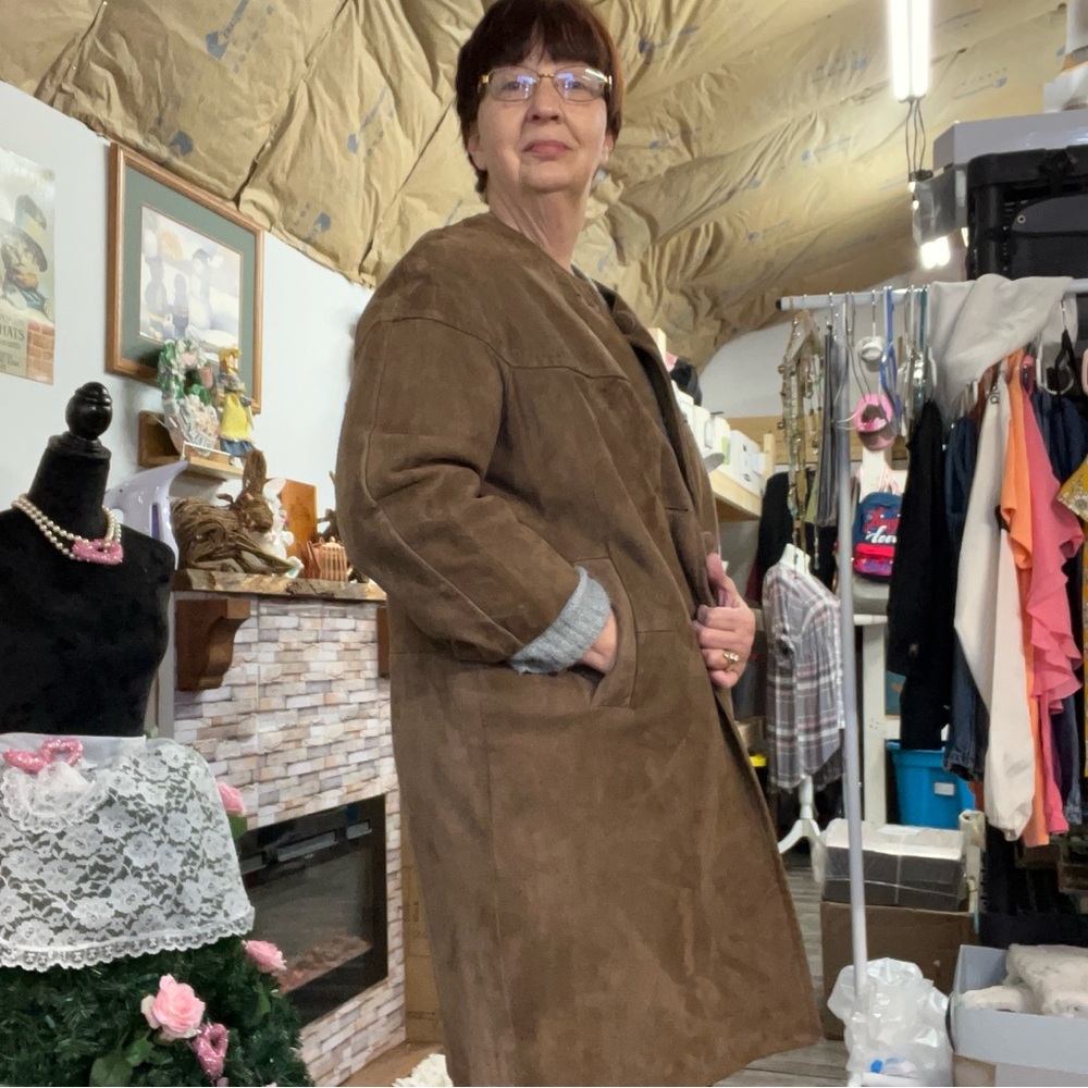Vintage Reed Sportswear Women’s Brown suede leather Coat - Picture 9 of 12